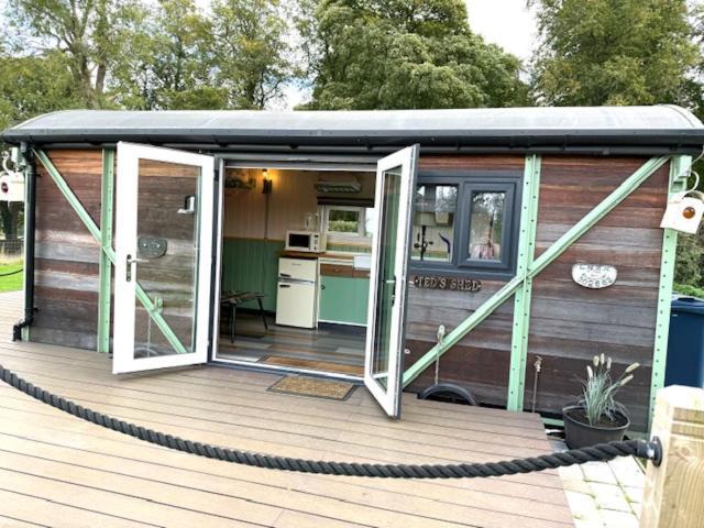 Апартаменти Ted'S Shed Бішоп-Окленд Екстер'єр фото